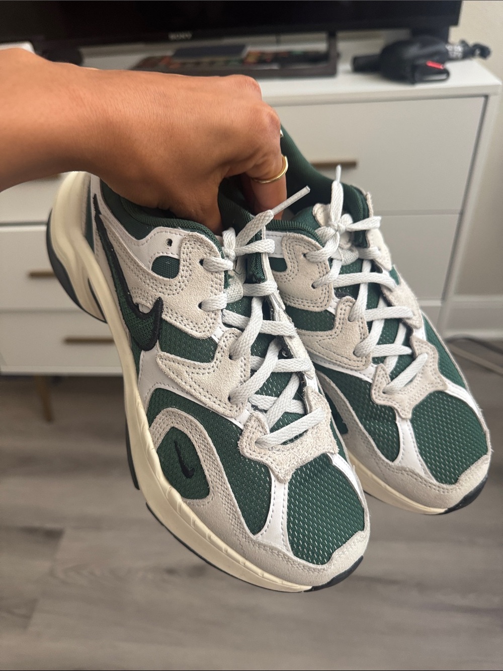 Nike Women's Green and White Mesh Athletic Sneakers